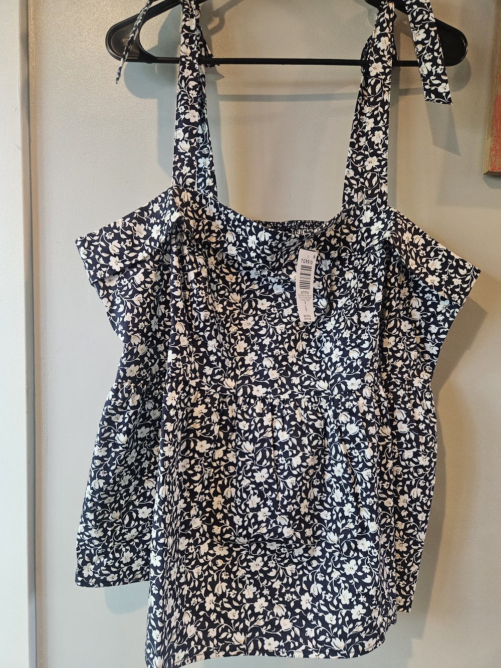 torrid Navy and White Floral Tie-Strap Tank